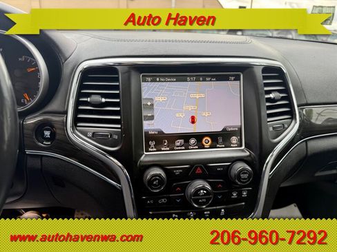 Used 2015 Jeep Grand Cherokee Overland AWD/4WD image 12