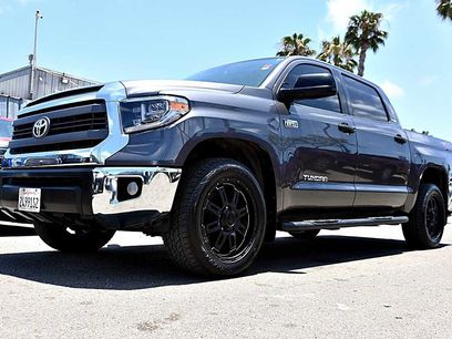 Used 2014 Toyota Tundra SR5 w/ SR5 Upgrade Package