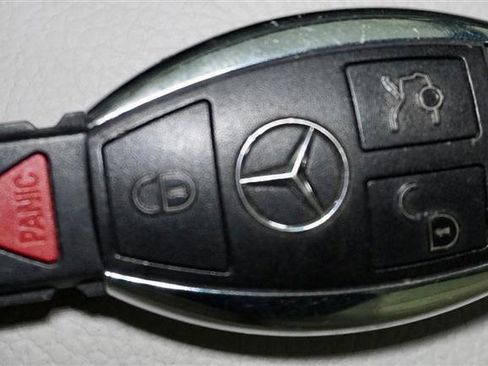 Used 2014 Mercedes-Benz CLA 250 4MATIC image 38