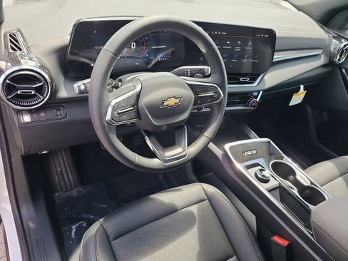 New 2026 Chevrolet Equinox LT image 19