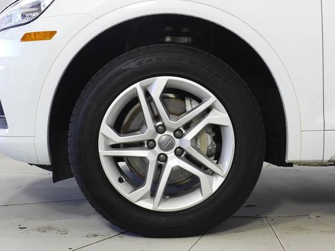 Used 2019 Audi Q5 2.0T Premium w/ Convenience Package image 5