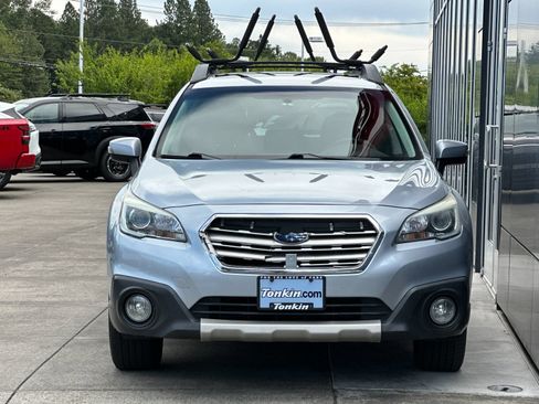 Used 2015 Subaru Outback 2.5i Limited AWD/4WD image 8