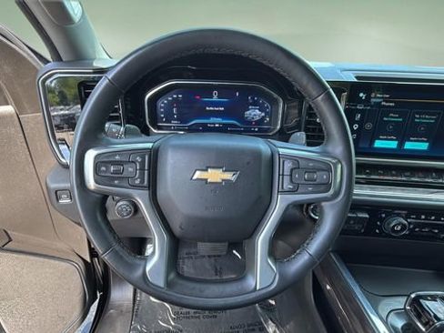 Used 2024 Chevrolet Silverado 1500 LTZ AWD/4WD image 11