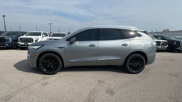 Used 2024 Buick Enclave Avenir w/ Avenir Technology Package FWD image 6