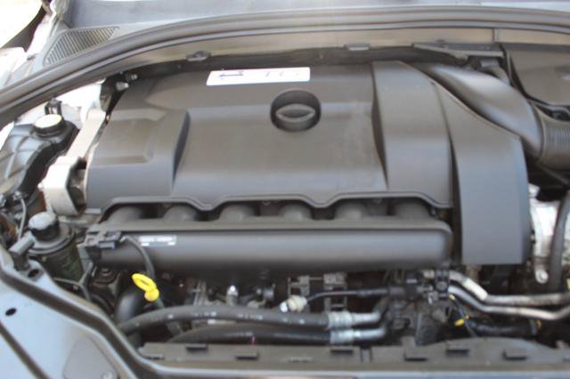 Used 2015 Volvo XC60 T6 Premier Plus AWD/4WD image 30
