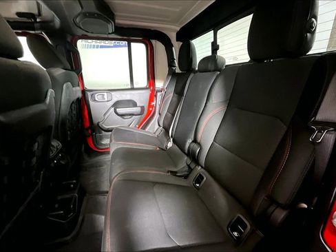 Used 2022 Jeep Gladiator Rubicon w/ LED Lighting Group AWD/4WD image 21