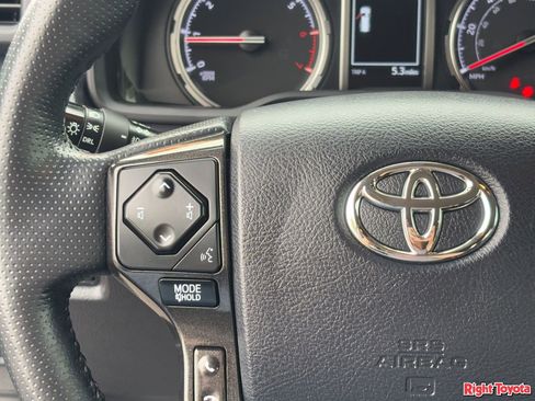 Certified 2024 Toyota 4Runner TRD Off-Road Premium image 22