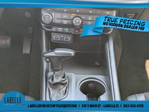 Used 2022 Dodge Durango GT RWD image 18