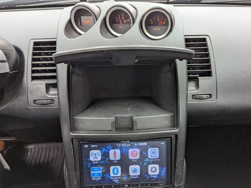 Used 2006 Nissan 350Z Touring RWD image 22