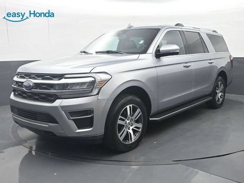 Used 2023 Ford Expedition Max Limited AWD/4WD image 3