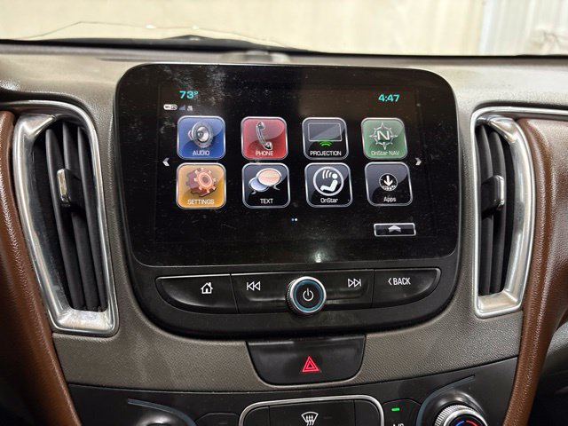 Used 2018 Chevrolet Malibu LT w/ Leather Package FWD image 35