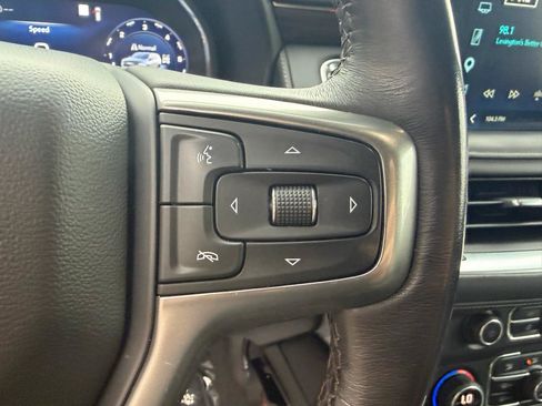 Used 2022 Chevrolet Tahoe LT w/ Luxury Package AWD/4WD image 35