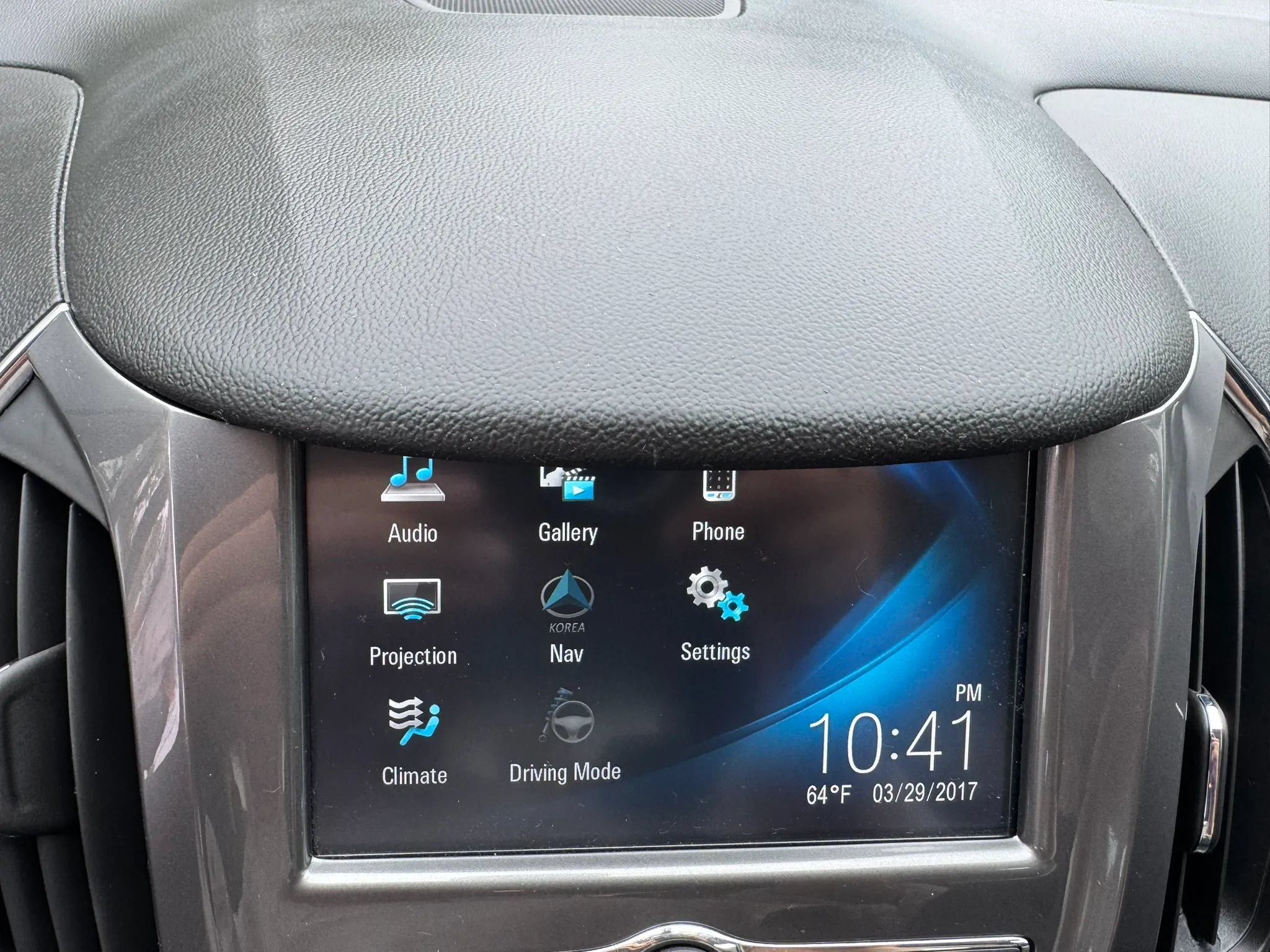 Used 2017 Chevrolet Cruze LT w/ Convenience Package FWD image 21