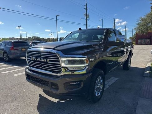 Used 2024 RAM 2500 Laramie AWD/4WD image 4