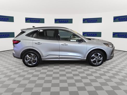 Used 2024 Ford Escape ST-Line w/ Tech Pack #1 AWD/4WD image 4