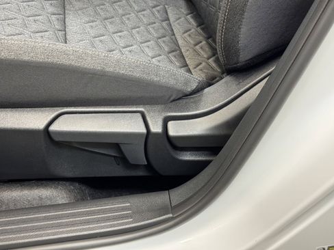 New 2026 Nissan Kicks SV w/ SV Premium Package image 10