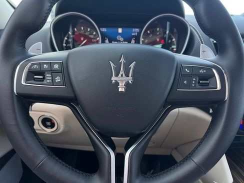 Used 2019 Maserati Levante S GranLusso AWD/4WD image 20
