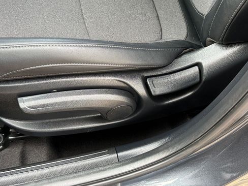 Used 2025 Kia Seltos S image 23