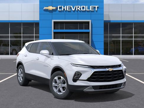 New 2025 Chevrolet Blazer LT w/ Driver Confidence Package image 7
