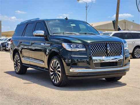 New 2024 Lincoln Navigator Black Label image 3