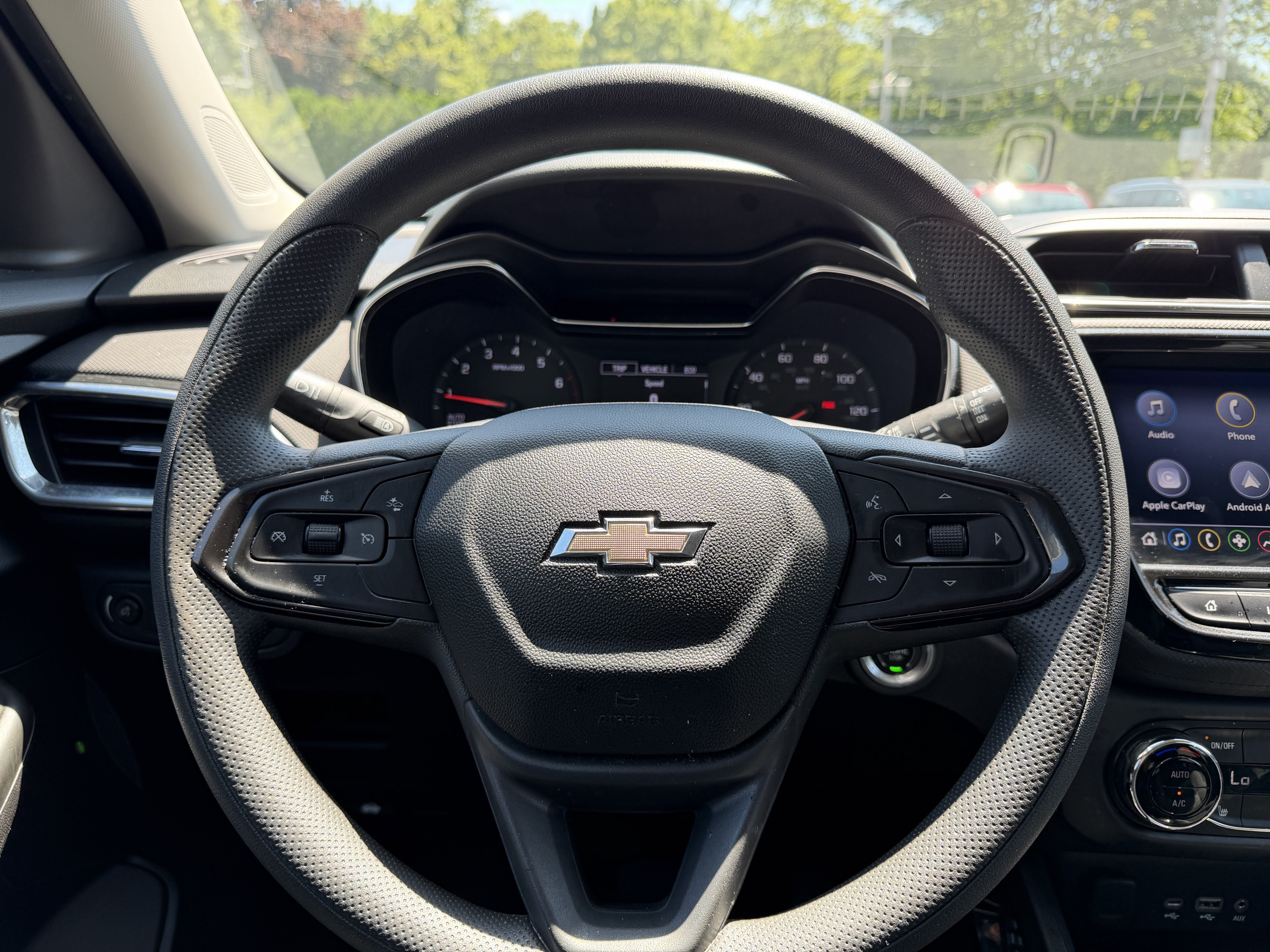 Used 2021 Chevrolet TrailBlazer LT w/ Convenience Package AWD/4WD image 14