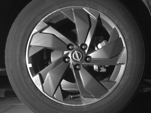 Used 2025 Nissan Rogue SV FWD image 16