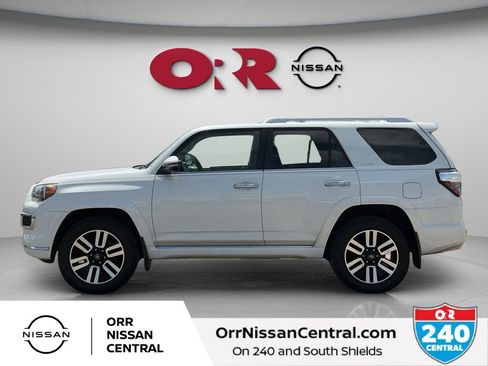 Used 2016 Toyota 4Runner Limited image 8