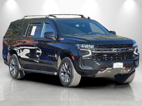 Used 2021 Chevrolet Suburban Z71 w/ Z71 Signature Package AWD/4WD image 9
