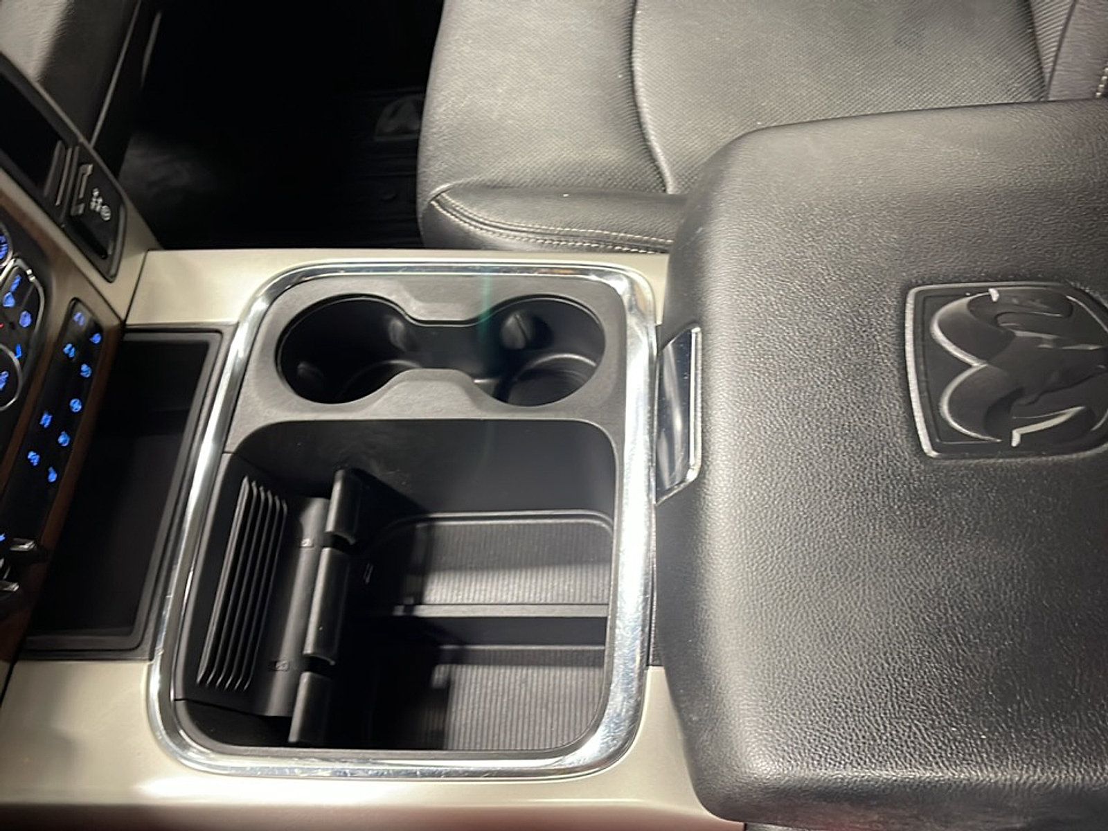 Used 2017 RAM 1500 Laramie w/ Convenience Group AWD/4WD image 12