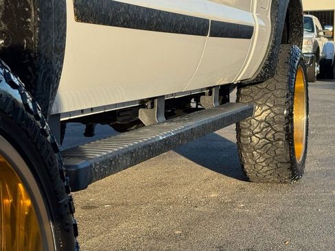 Used 2013 Ford F250 Platinum w/ FX4 Off Road Pkg image 12