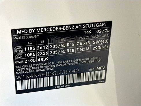 Certified 2025 Mercedes-Benz GLA 250 4MATIC image 32