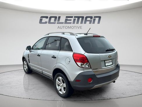 Used 2012 Chevrolet Captiva Sport LS FWD image 3