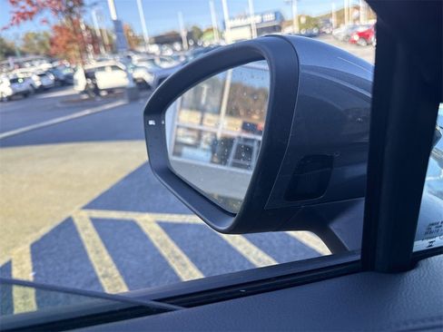 New 2026 Volkswagen Tiguan S image 18