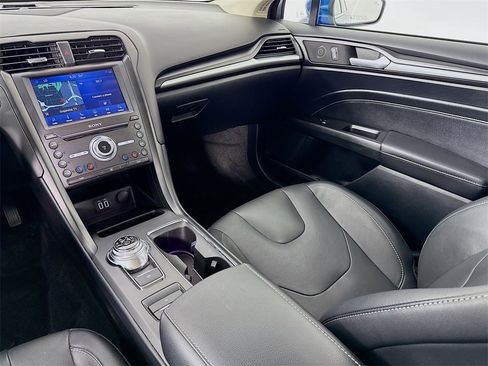 Used 2020 Ford Fusion Energi Titanium image 23