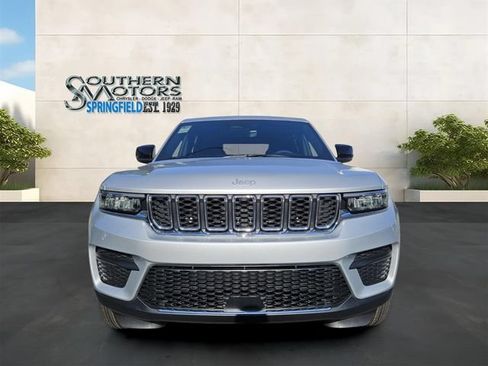 New 2026 Jeep Grand Cherokee Laredo X AWD/4WD image 8