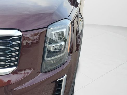 Used 2021 Kia Telluride SX w/ Towing Package FWD image 17