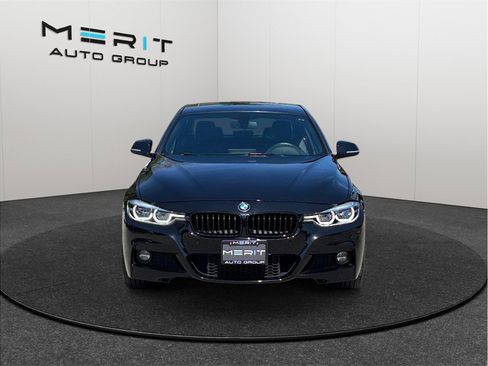 Used 2018 BMW 330i xDrive Sedan image 3