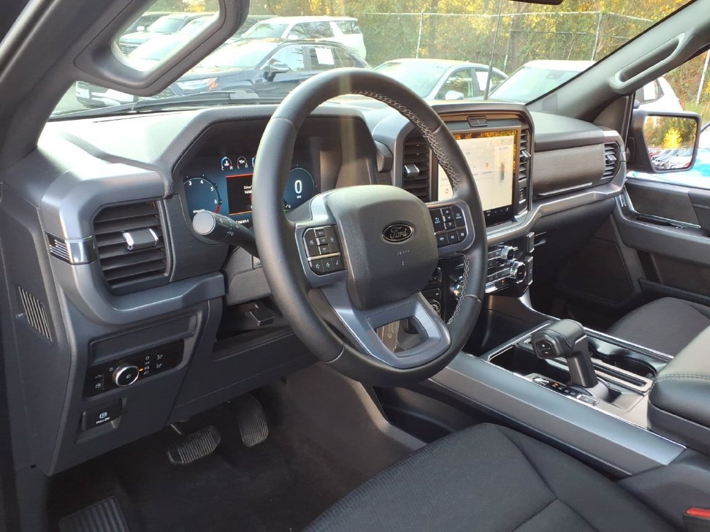 Used 2025 Ford F150 XLT w/ Equipment Group 301A Standard AWD/4WD image 13
