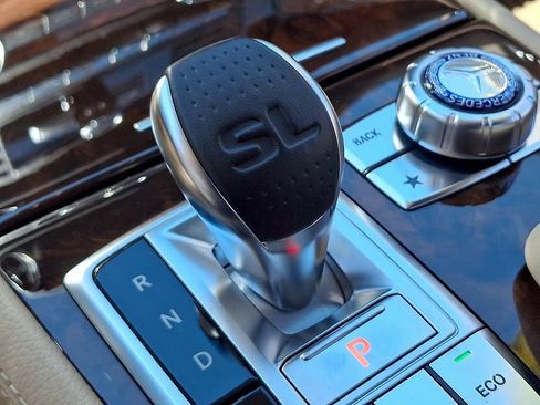 Used 2014 Mercedes-Benz SL 550 image 12