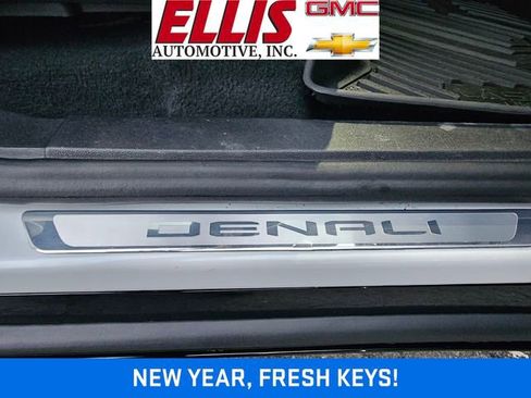 Used 2024 GMC Acadia Denali w/ Super Cruise Package image 17