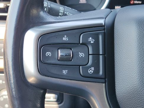 Used 2021 Chevrolet Suburban Premier w/ Premium Package AWD/4WD image 23