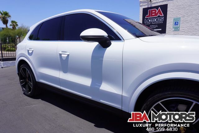 Used 2023 Porsche Cayenne AWD/4WD image 71