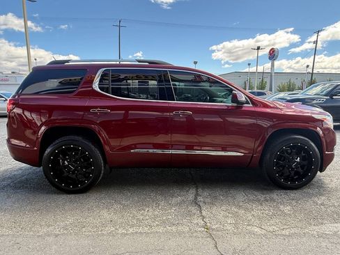 Used 2018 GMC Acadia Denali w/ Technology Package AWD/4WD image 5