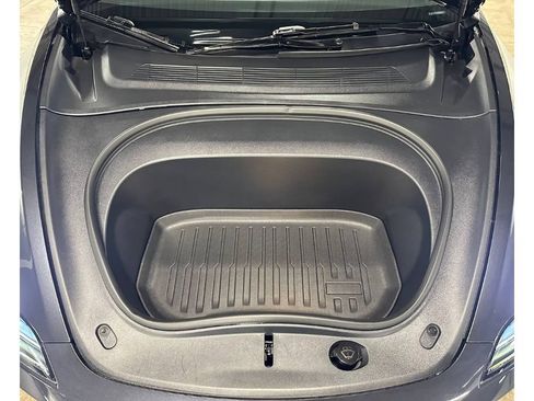 Used 2024 Tesla Model 3 Long Range RWD image 4