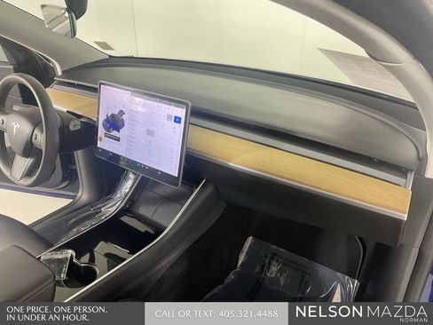 Used 2020 Tesla Model Y Long Range AWD/4WD image 31