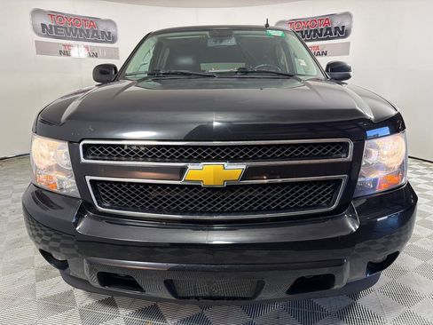 Used 2014 Chevrolet Suburban LT AWD/4WD image 9