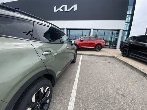 Used 2023 Kia Sportage X-Line w/ X-Line Premium Package image 10