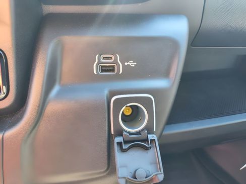 New 2026 RAM ProMaster 2500 w/ Convenience Group image 20