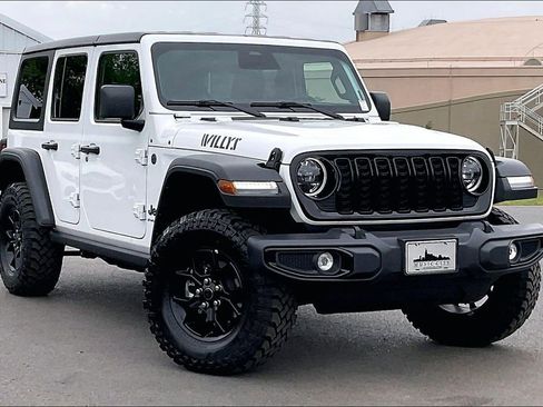 Used 2025 Jeep Wrangler Unlimited Sport S 4xe AWD/4WD image 36