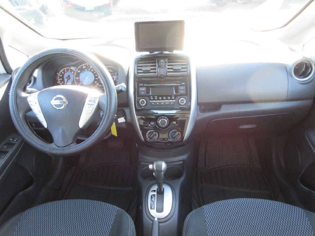 Used 2015 Nissan Versa Note SV FWD image 15